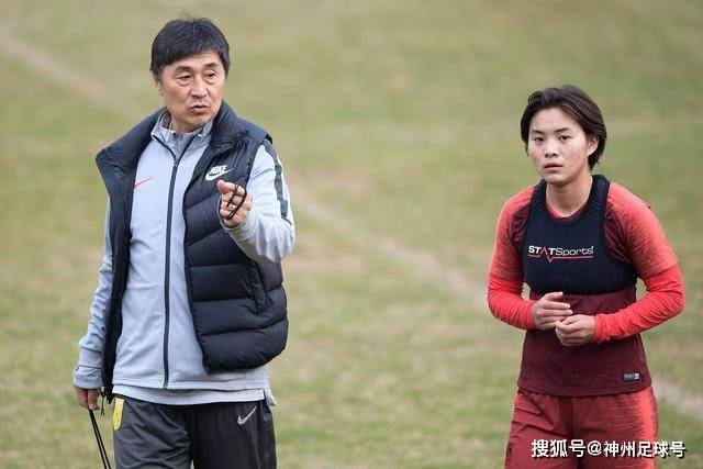 山东男篮祝贺李政乐晋升一队