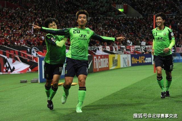 曼城今夏投入3.25亿镑引入三位中场新援