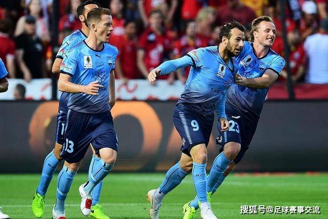 男篮热身险胜乌拉圭：焦泊乔表现抢眼