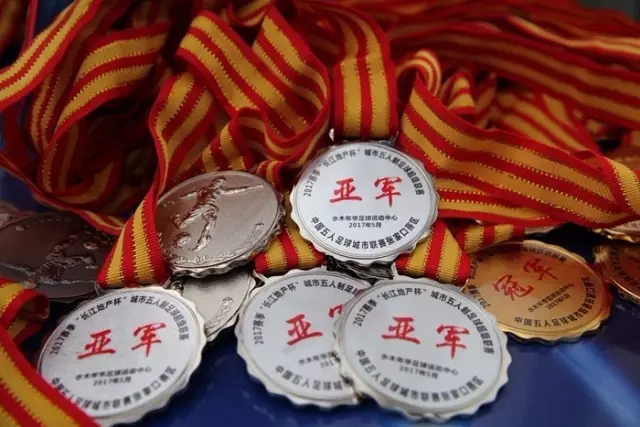 罗马诺：利物浦与门德斯商谈姆巴耶，巴黎报价过高